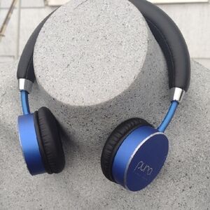 Puro Black and Blue Wireless Headphones 45mm driver